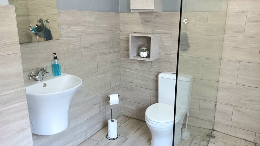 3 Bedroom Property for Sale in Gonubie Eastern Cape